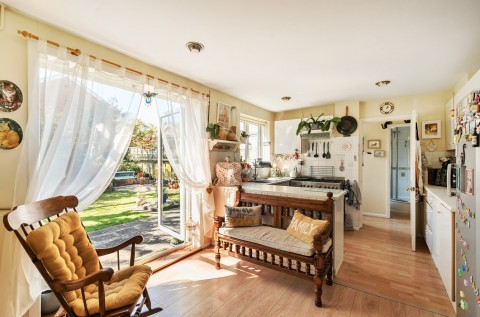 Click the photo for more details of Stanford Rise, Sway, Lymington, SO41