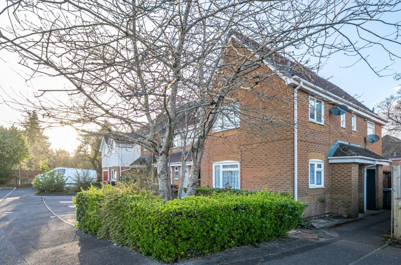 Click the photo for more details of Pampas Court, Warminster, Wiltshire