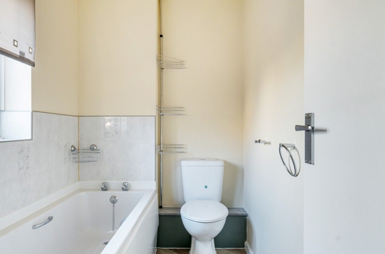 Images for Pampas Court, Warminster, Wiltshire