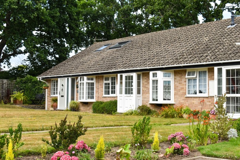 Click the photo for more details of Little Dene Copse, Pennington, Lymington, SO41
