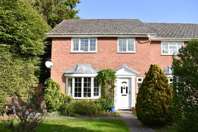 Click the photo for more details of Brockenhurst, SO42