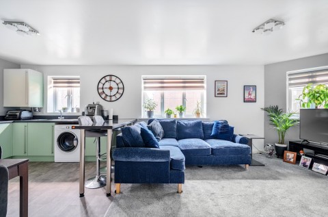 Click the photo for more details of Swaledale Road, Warminster
