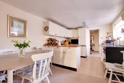 Click the photo for more details of High Street, Lymington, SO41