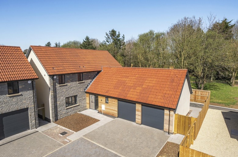 Click the photo for more details of Berhill, Ashcott, Somerset