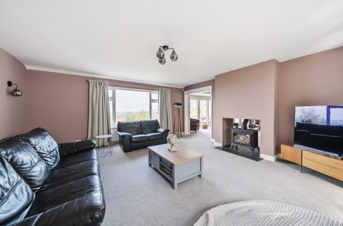 Click the photo for more details of Hamlyn Road, Glastonbury, Somerset
