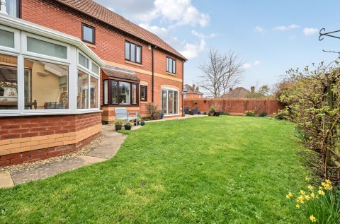 Click the photo for more details of Gipsy Lane, Warminster, Wiltshire