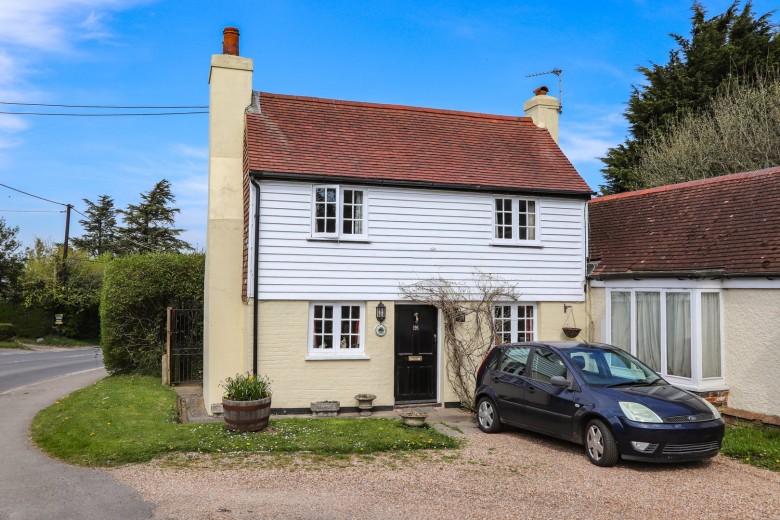 Click the photo for more details of Hastings Road, Battle, East Sussex