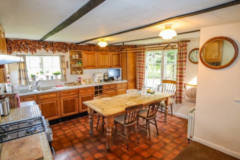 Click the photo for more details of Hastings Road, Battle, East Sussex