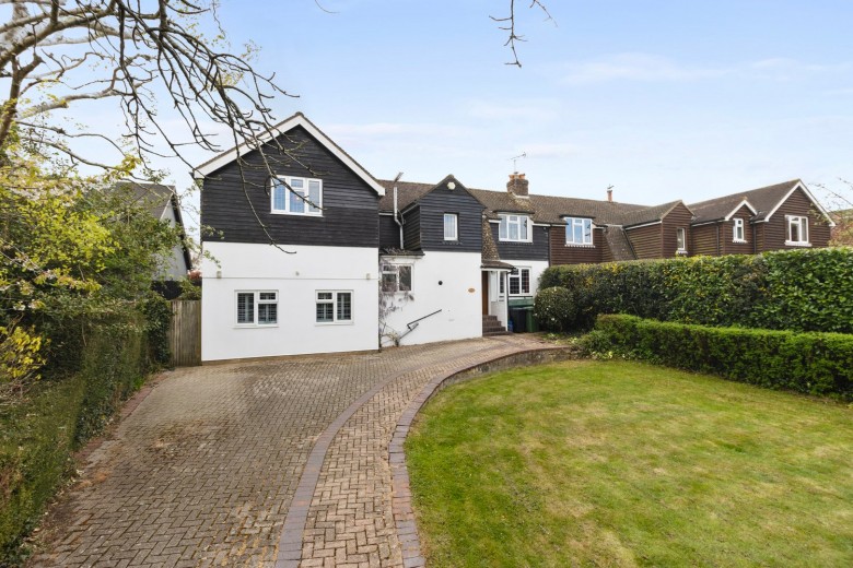 Click the photo for more details of Oakhurst Road, Battle, East Sussex