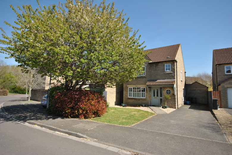 Click the photo for more details of Saxon Way, Cheddar, Somerset