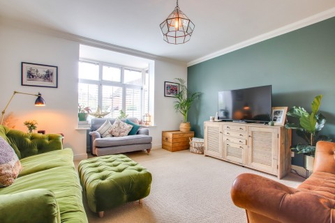 Click the photo for more details of Princes Crescent, Lyndhurst, SO43