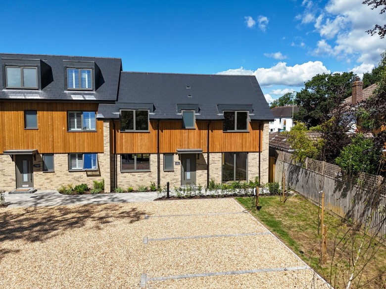 Click the photo for more details of Lower Pennington Lane, Lymington, SO41