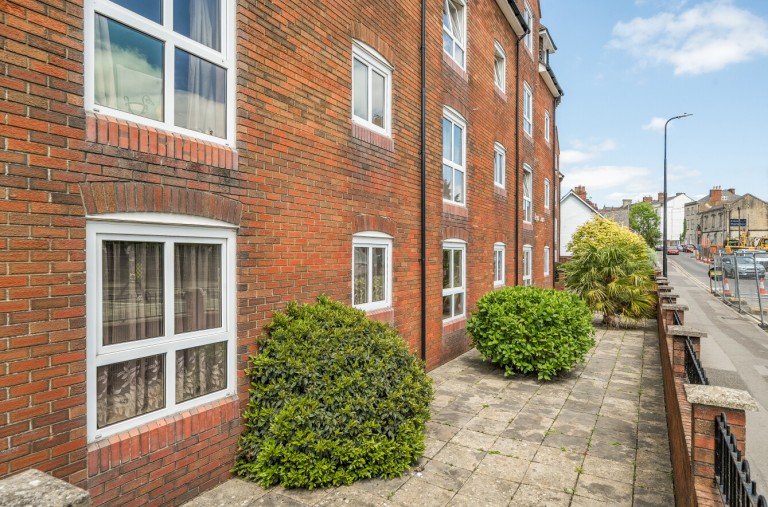 Images for Regal Court, Warminster, Wiltshire