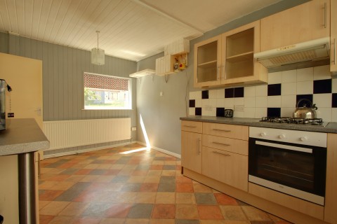 Click the photo for more details of Maxwell Road, Shepton Mallet, Somerset