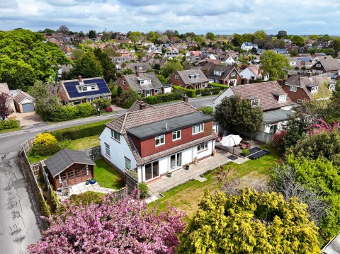 Click the photo for more details of Ravenscourt Road, Lymington, SO41