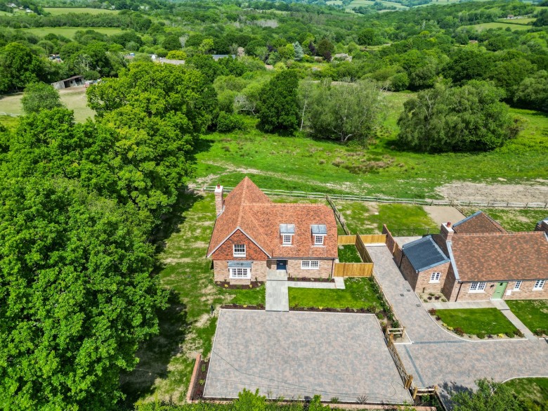 Click the photo for more details of Broad Oak, Heathfield, East Sussex