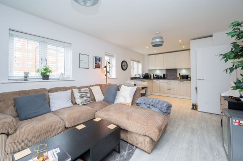 Click the photo for more details of Arundale Walk, Horsham, RH12