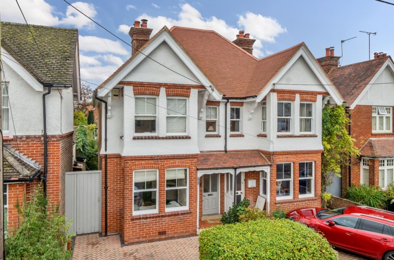 Click the photo for more details of Western Road, Liss, GU33