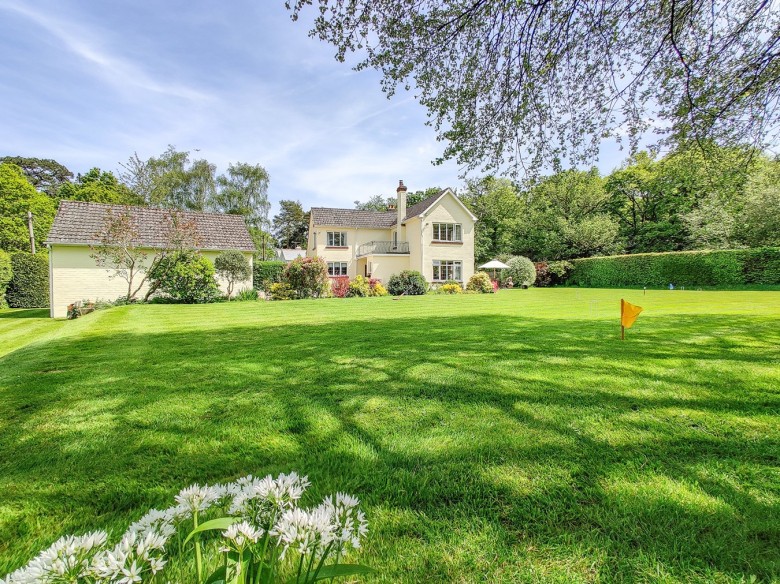 Click the photo for more details of Shappen Hill Lane, Burley, Ringwood, BH24