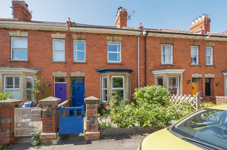 Click the photo for more details of Norbins Road, Glastonbury