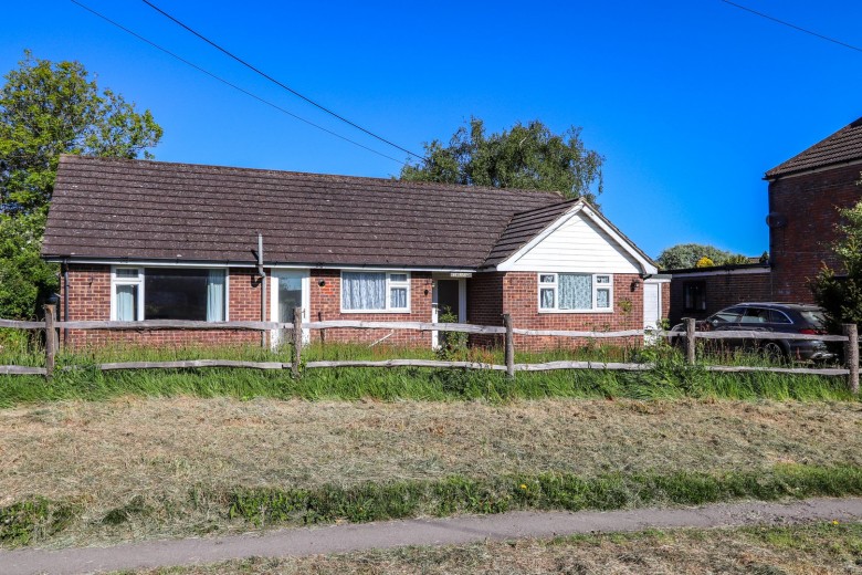Click the photo for more details of Whatlington Road, BATTLE