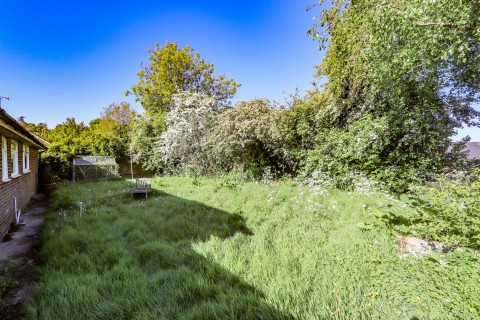 Click the photo for more details of Whatlington Road, BATTLE