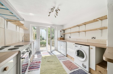 Click the photo for more details of Bove Town, Glastonbury, Somerset