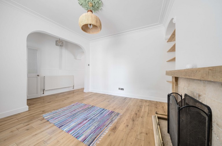 Images for Bove Town, Glastonbury, Somerset