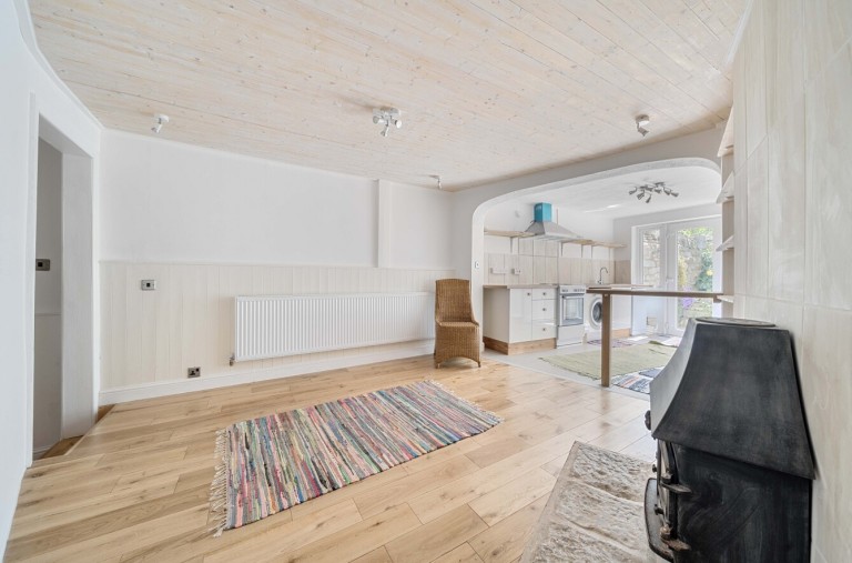 Images for Bove Town, Glastonbury, Somerset