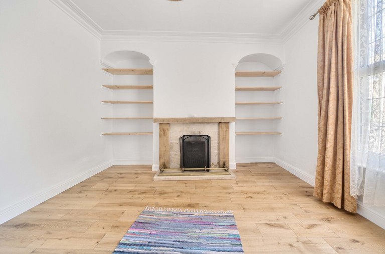 Images for Bove Town, Glastonbury, Somerset