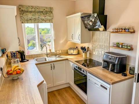 Click the photo for more details of Brightling Road, Robertsbridge, East Sussex