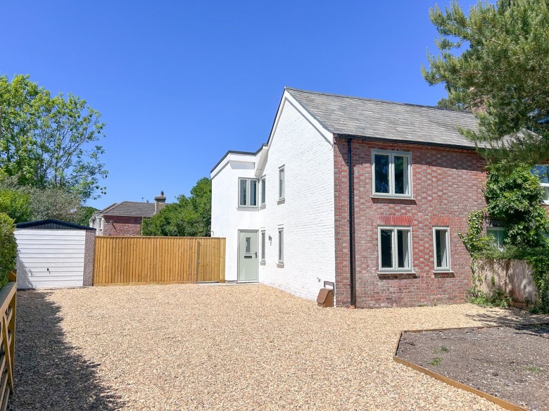 Click the photo for more details of Arnewood Bridge Road, Sway, Lymington, SO41