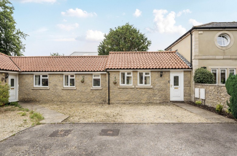 Click the photo for more details of Vallis Road, Frome, Somerset