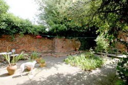 Images for Shirburn Street, WATLINGTON