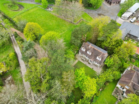 Click the photo for more details of Punnetts Town, Heathfield, East Sussex