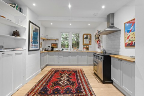 Click the photo for more details of Punnetts Town, Heathfield, East Sussex