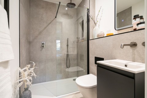 Click the photo for more details of Connaught Place, Brockenhurst, SO42