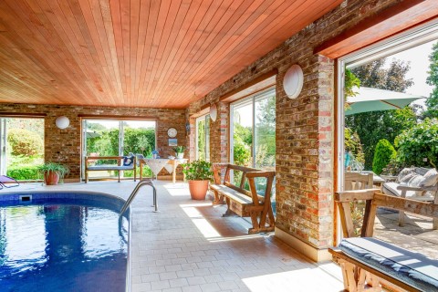 Click the photo for more details of Sandhurst Lane, Bexhill on Sea, East Sussex