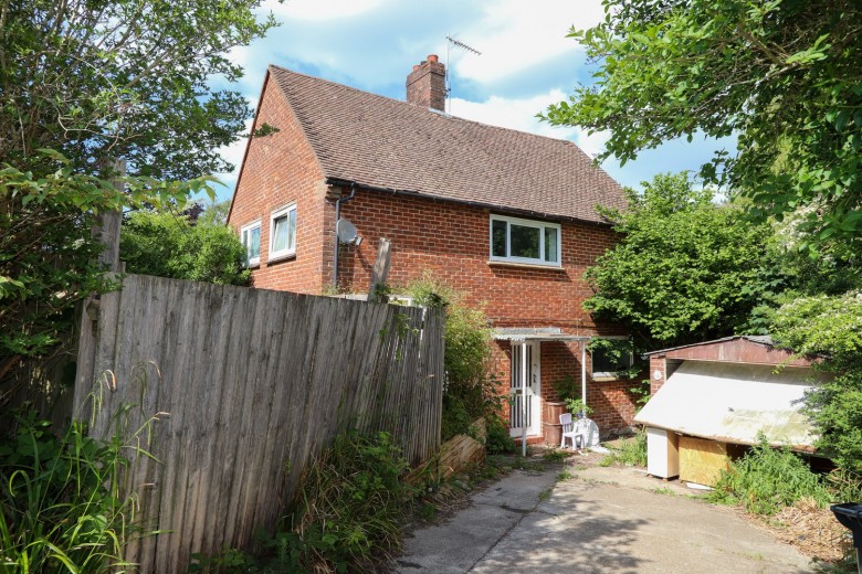 Click the photo for more details of Netherfield, Battle, East Sussex