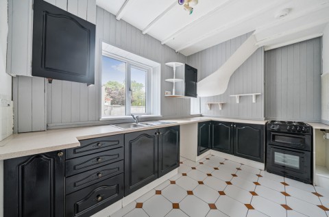 Click the photo for more details of Brooks Road, Street, Somerset
