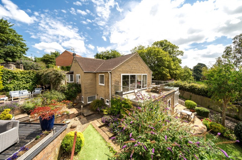 Click the photo for more details of Bove Town, Glastonbury, Somerset