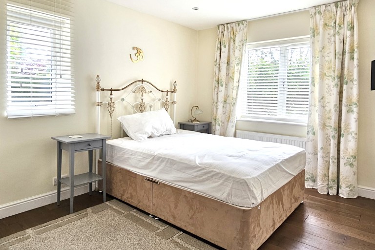 Images for Bove Town, Glastonbury, Somerset