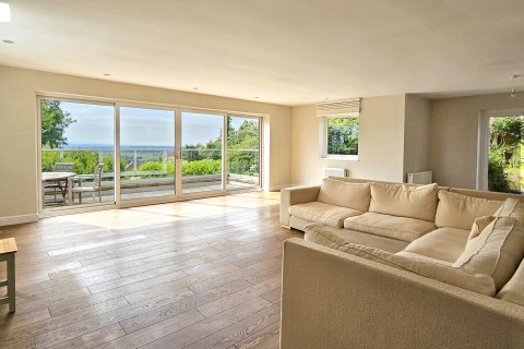 Click the photo for more details of Bove Town, Glastonbury, Somerset