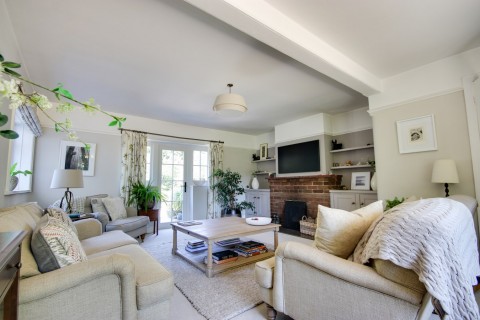 Click the photo for more details of Sway Road, Pennington, Lymington, SO41
