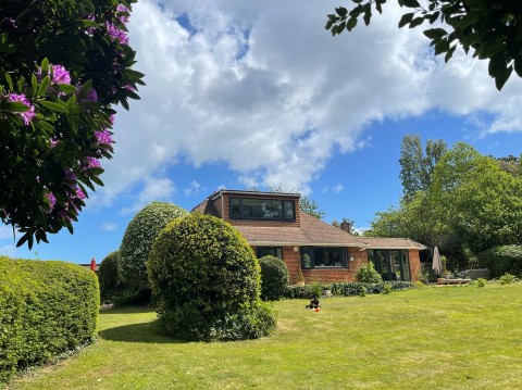 Click the photo for more details of Blackbush Road, Milford on Sea, Lymington, SO41
