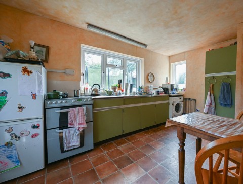 Click the photo for more details of Furze Hill, Fordingbridge, SP6