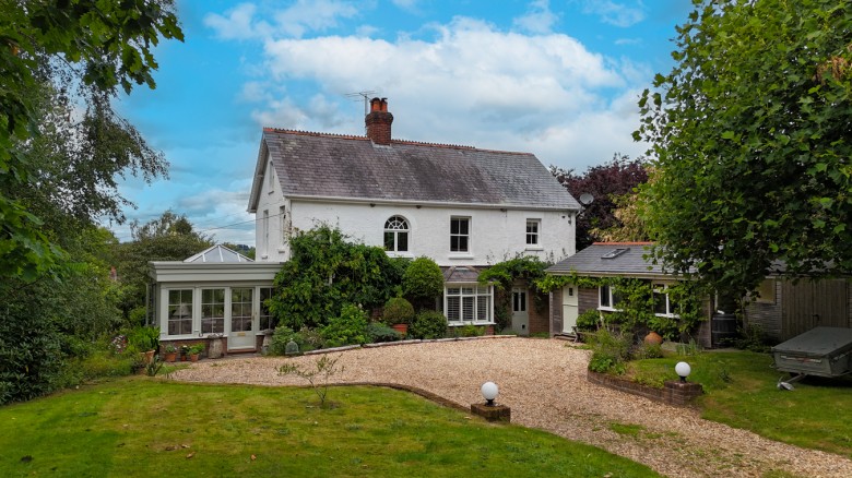 Click the photo for more details of The Common, Woodgreen, Fordingbridge, SP6