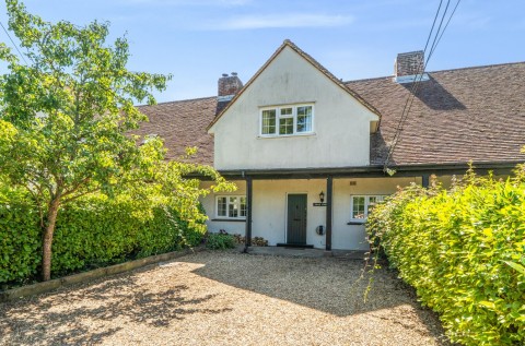 Click the photo for more details of Church Lane, Pilley, Lymington, SO41