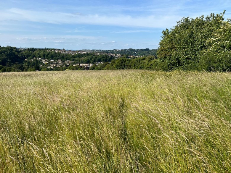 Click the photo for more details of Horsley, Stroud, Gloucestershire