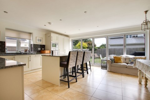 Click the photo for more details of Westover Road, Milford on Sea, Lymington, SO41